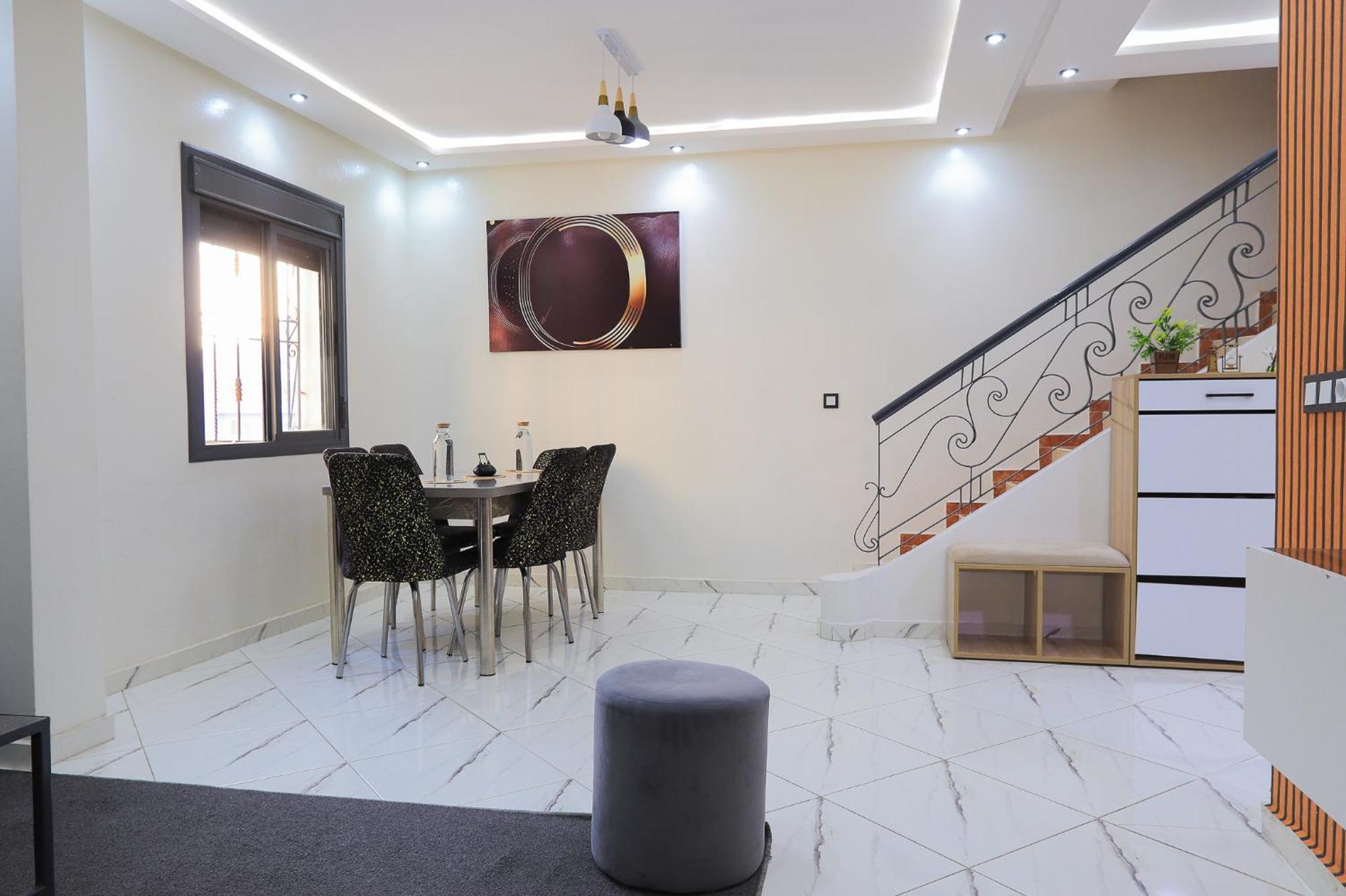 Duplex Familial 3 Chambres Au Coeur De La Corniche De Tanger Exterior foto